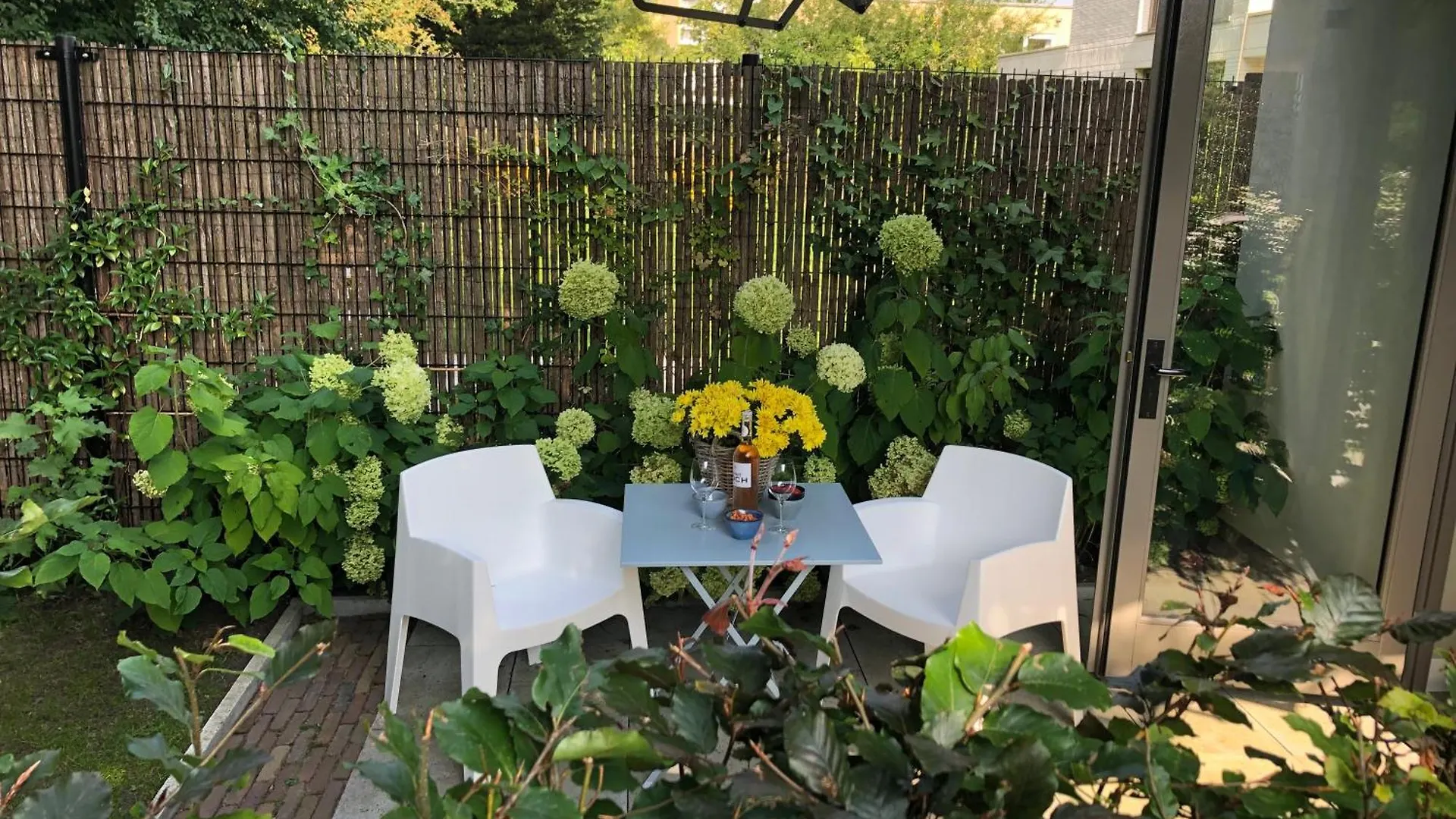 Bed & Breakfast Luxe B&B 